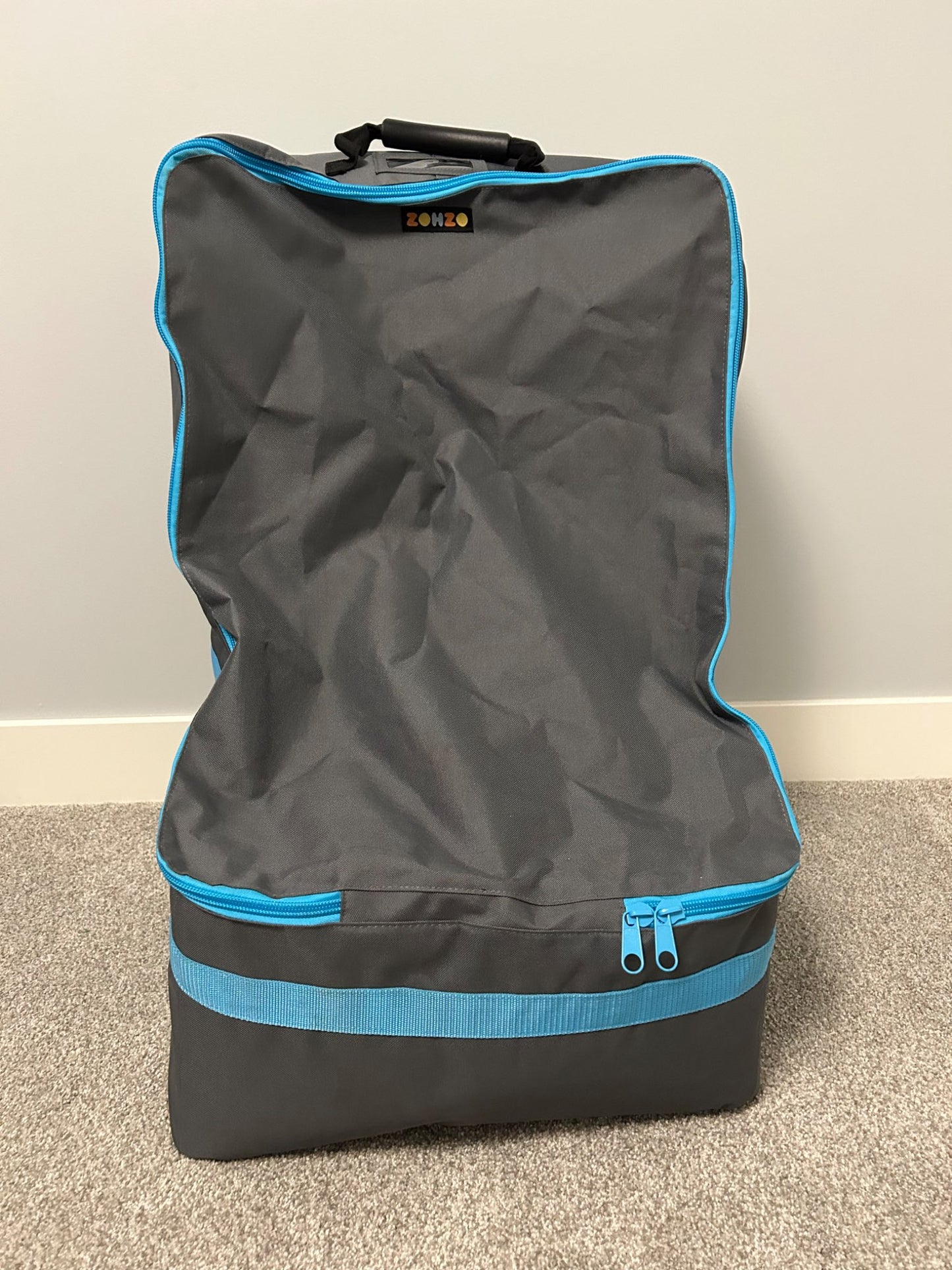 Zohzo Adjustable Padded Bag for Car Seat, retails for $100