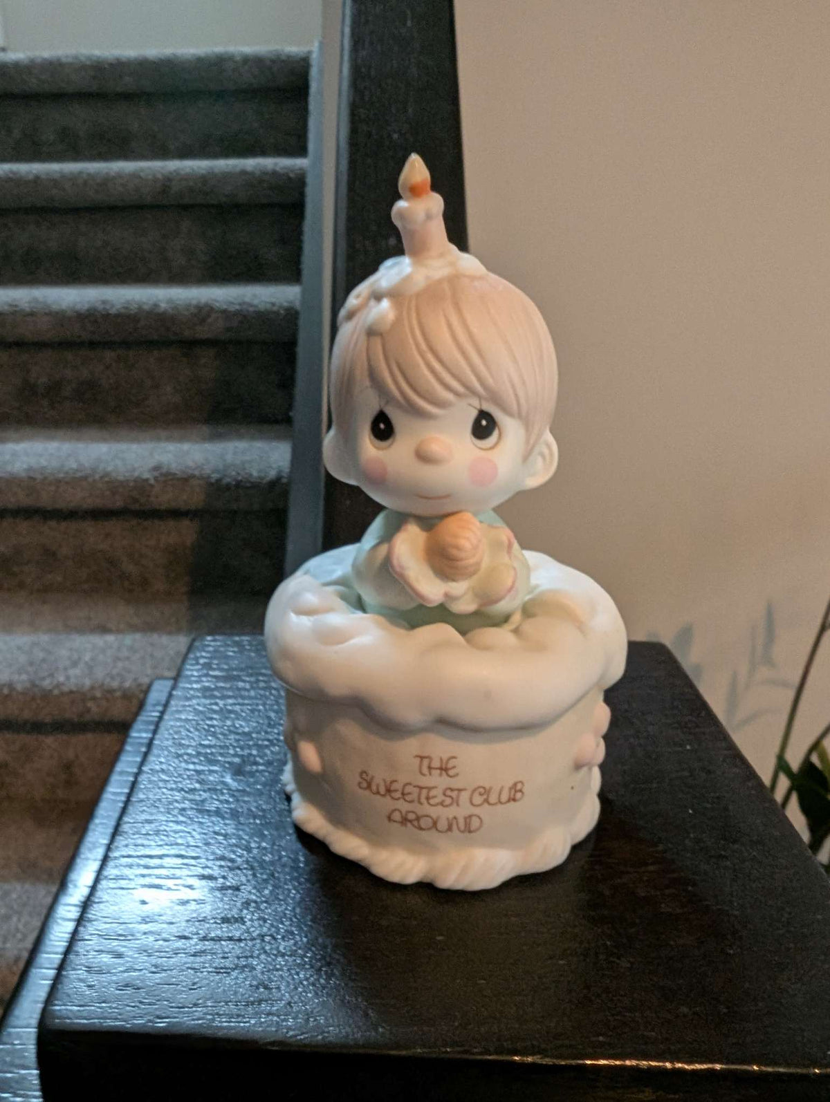 1988 precious moment figurine