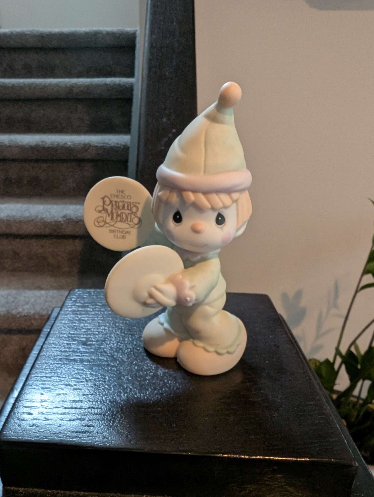 1987 precious moment figurine