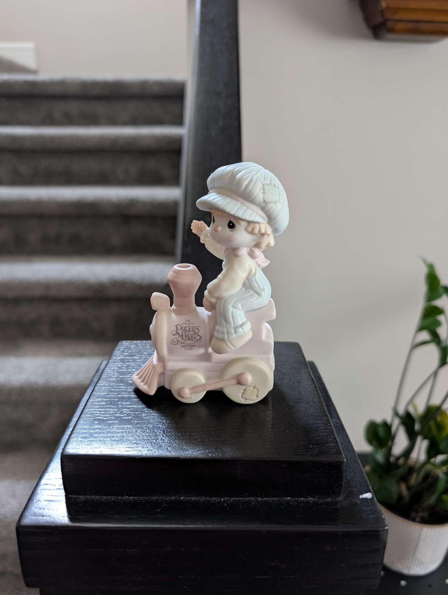Precious Moments figurine 1992