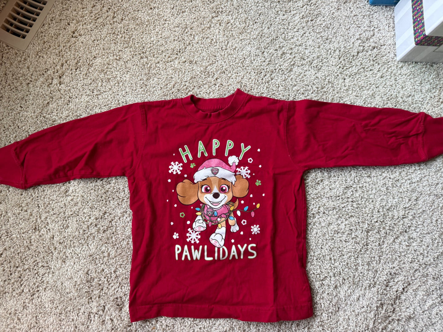 Paw Patrol holiday shirt, Kids 5/5T (extra small)