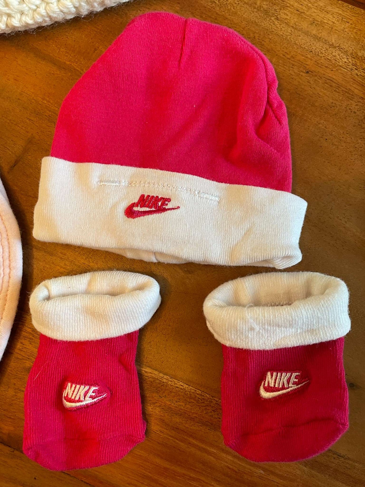 New/Never Used Girl Bundle - Blankets, Soothers, Soother/Teething Clip, NIKE Hat & Sock set, 0-3 Months (Newborn)
