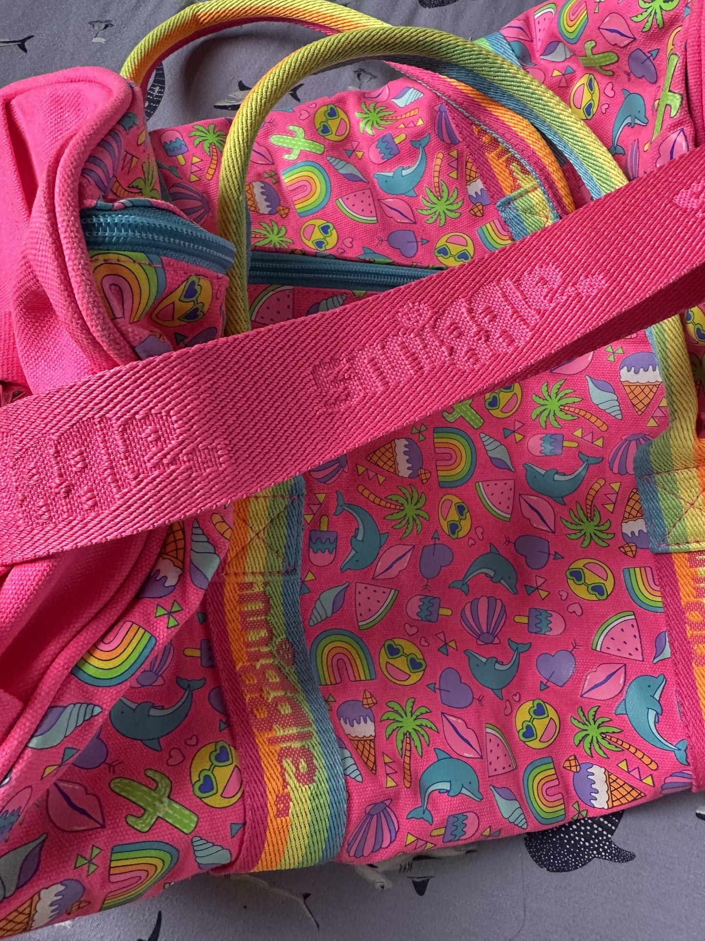 Smiggles duffle bag