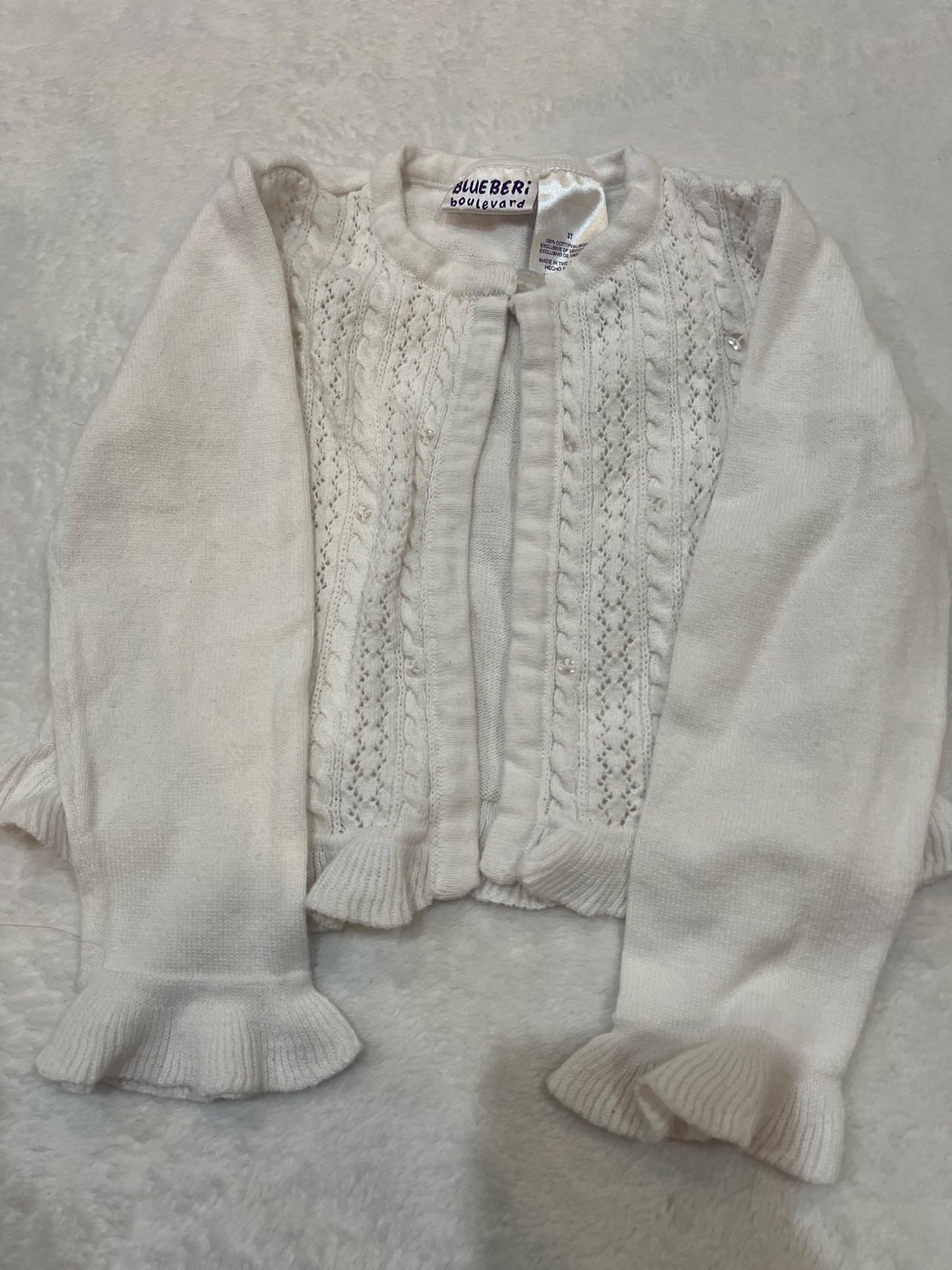 3T clothing bundle- tea, peek, cardigan, Kids 3T