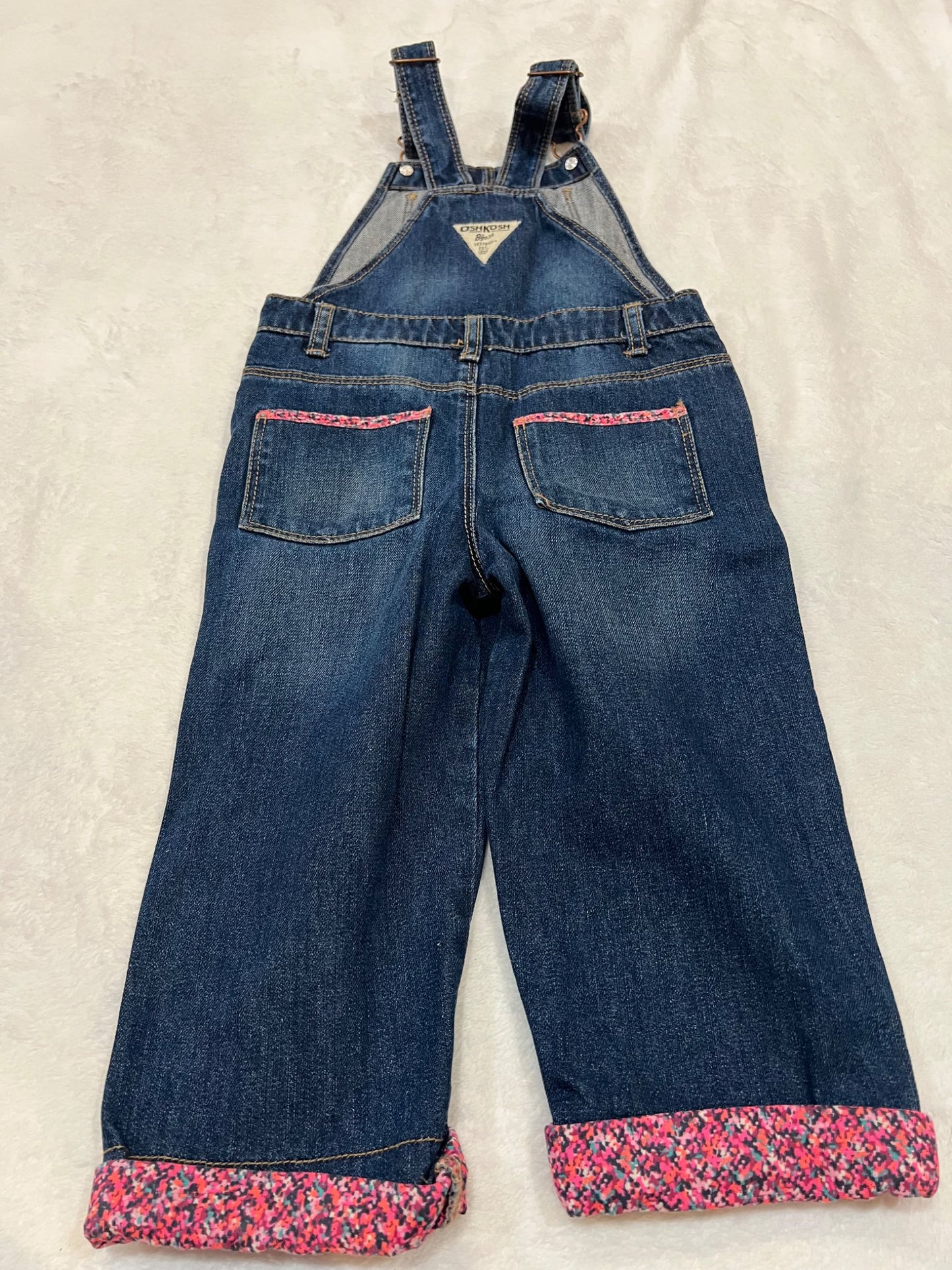 3T Osh kosh jean overalls, Kids 3T