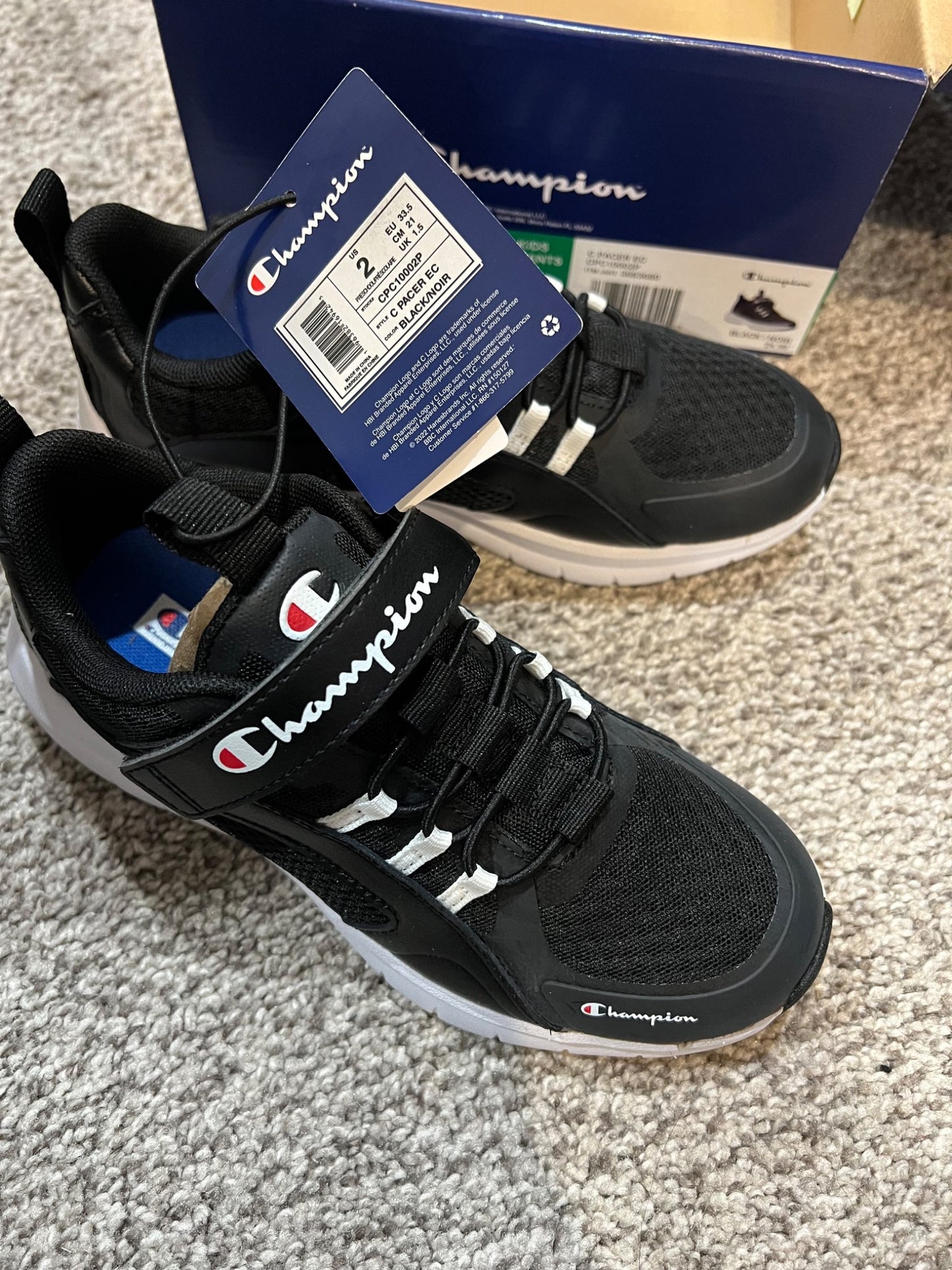 Champion running shoe- size 2- NEW, Shoes 2 (Kids:4-8yr)