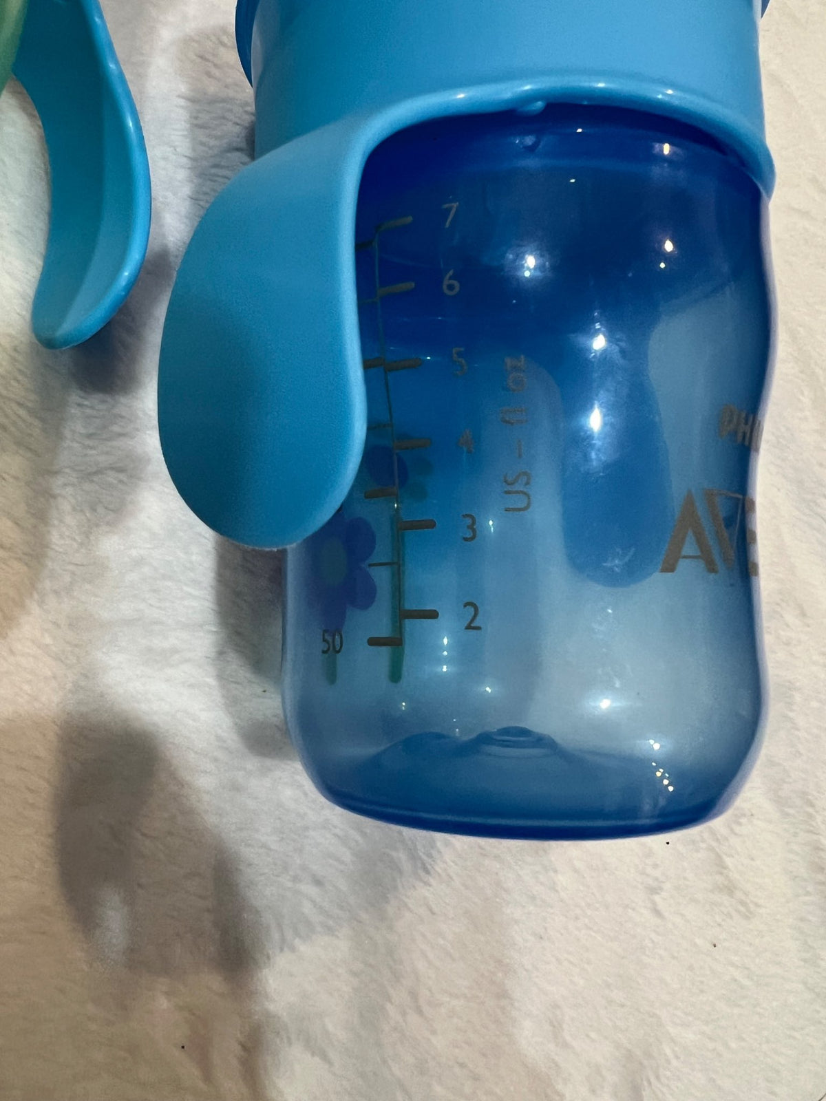 2 Phillips advent first big kid cups - leak proof