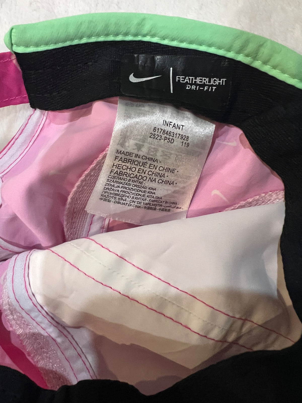 Infant Nike hat -euc