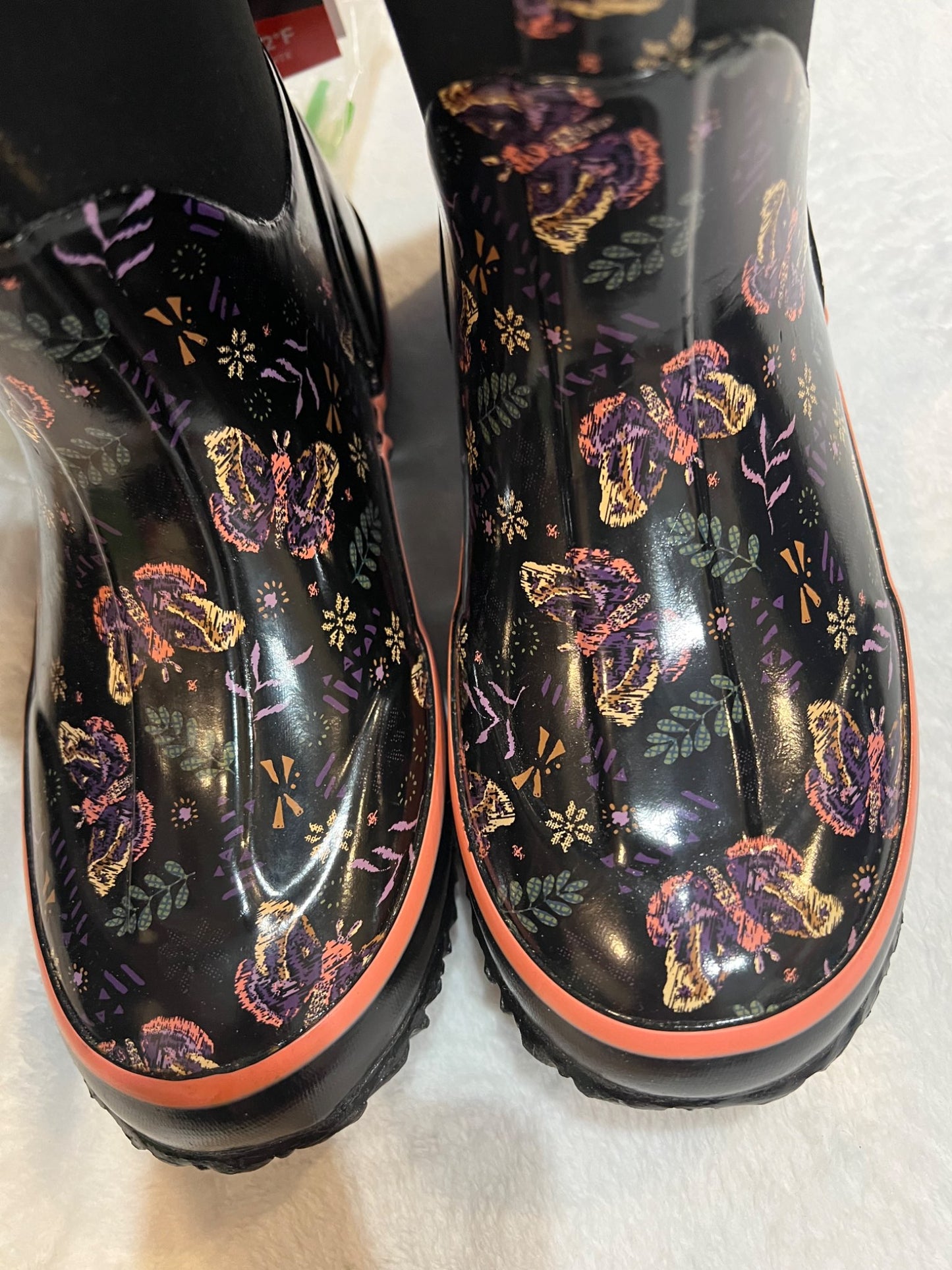 NEW size 2 Cougar waterproof winter boots - black with butterflies , Shoes 2 (Kids:4-8yr)