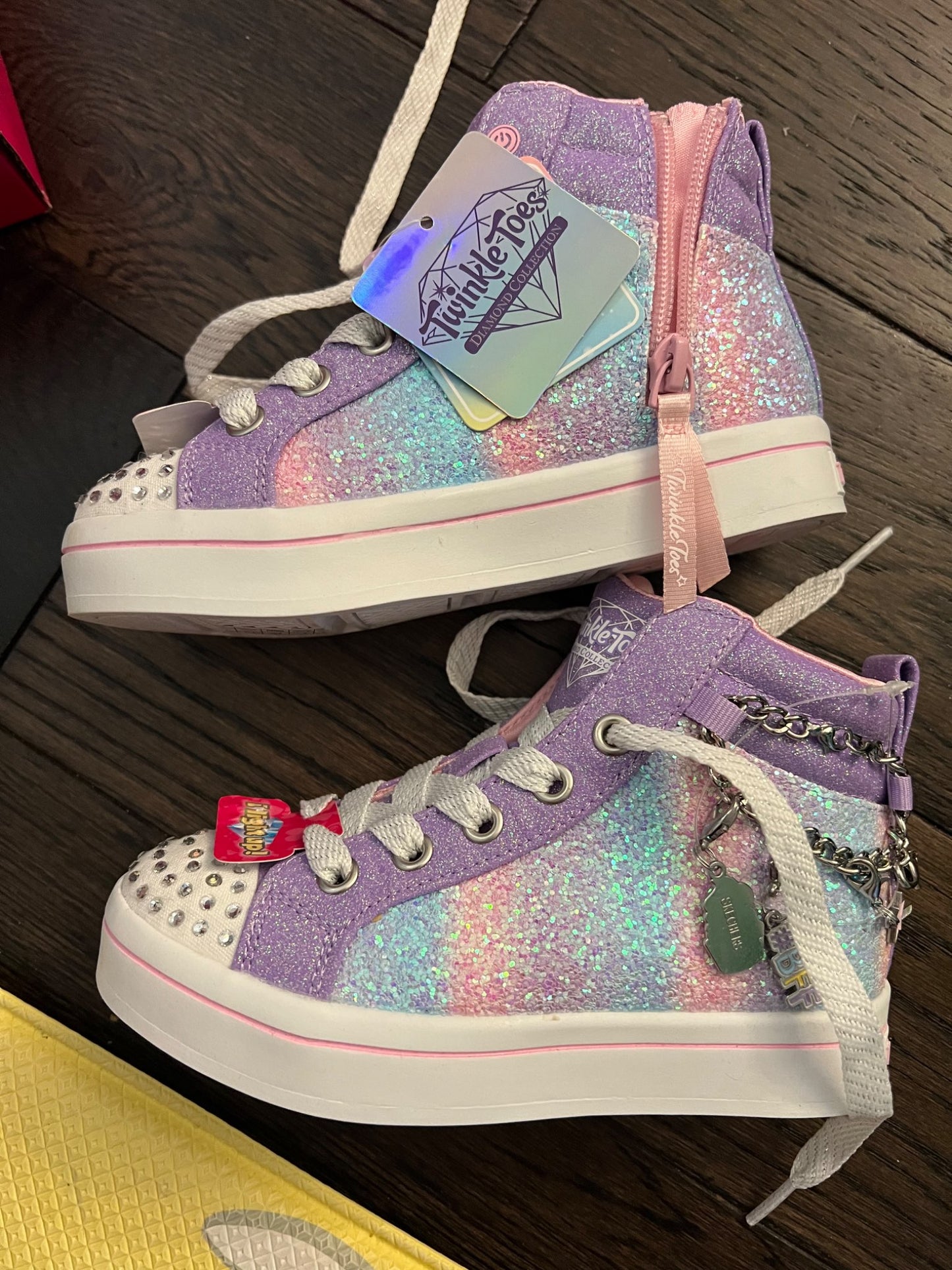 11T Sketchers twinkle toes high top shoes- glitter- NEW , Shoes 11 (Toddler:2-4yr)