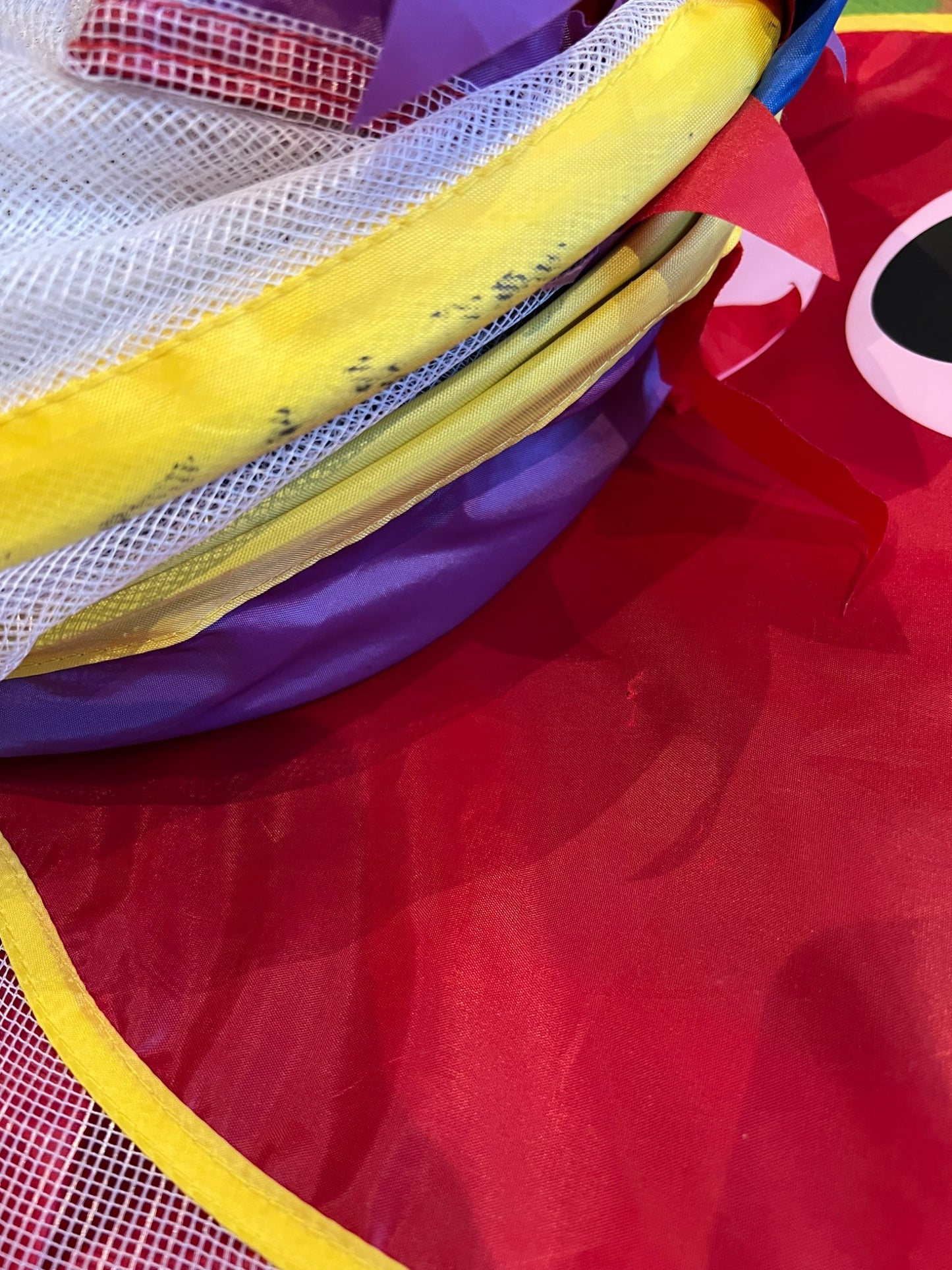 Indoor/outdoor 7 piece tunnel & tent play collapsible system