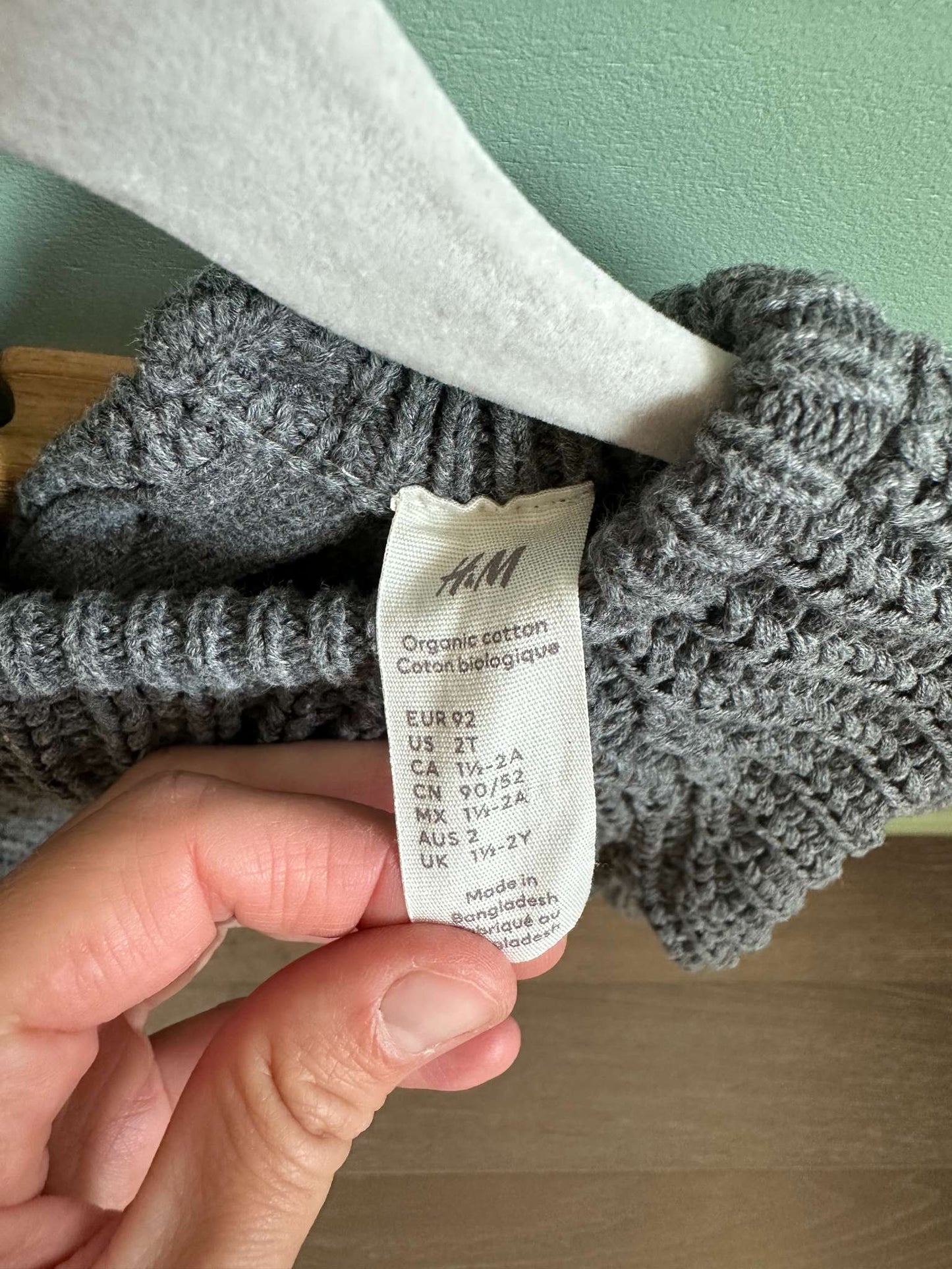 H&M Sweater SZ 2T, Kids 24 Month (18-24M)