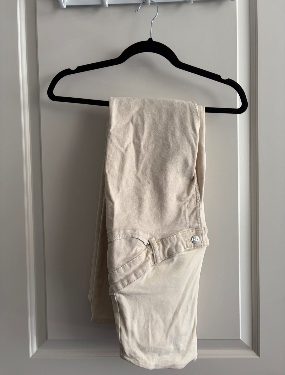 H&M Maternity Cream Coloured Jeans, Maternity S (4-6)
