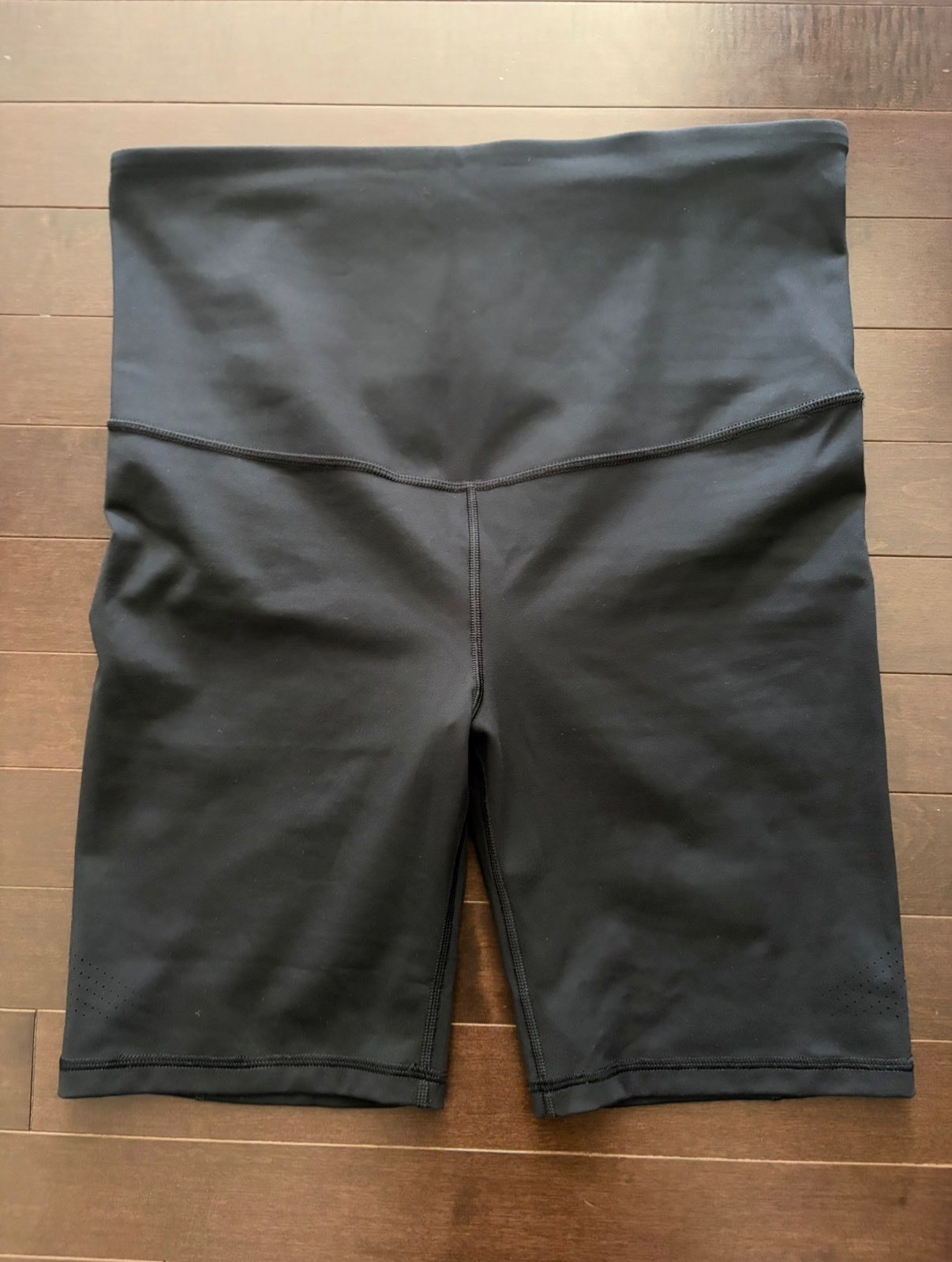 GapFit Maternity Biker Shorts, Maternity M (8-10)
