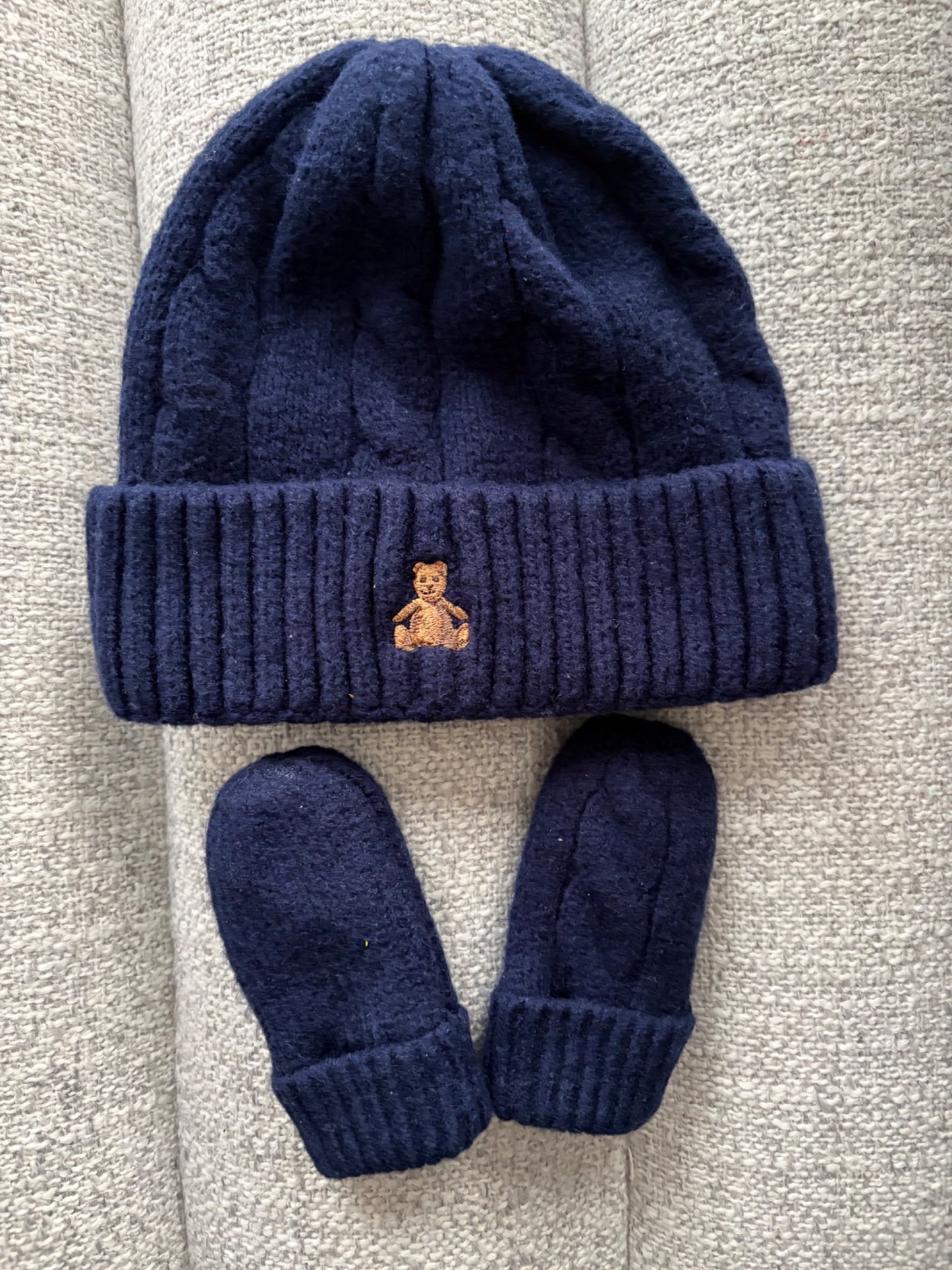 Baby Gap Toque and Mitts Set, Kids 6 Month (3-6M)
