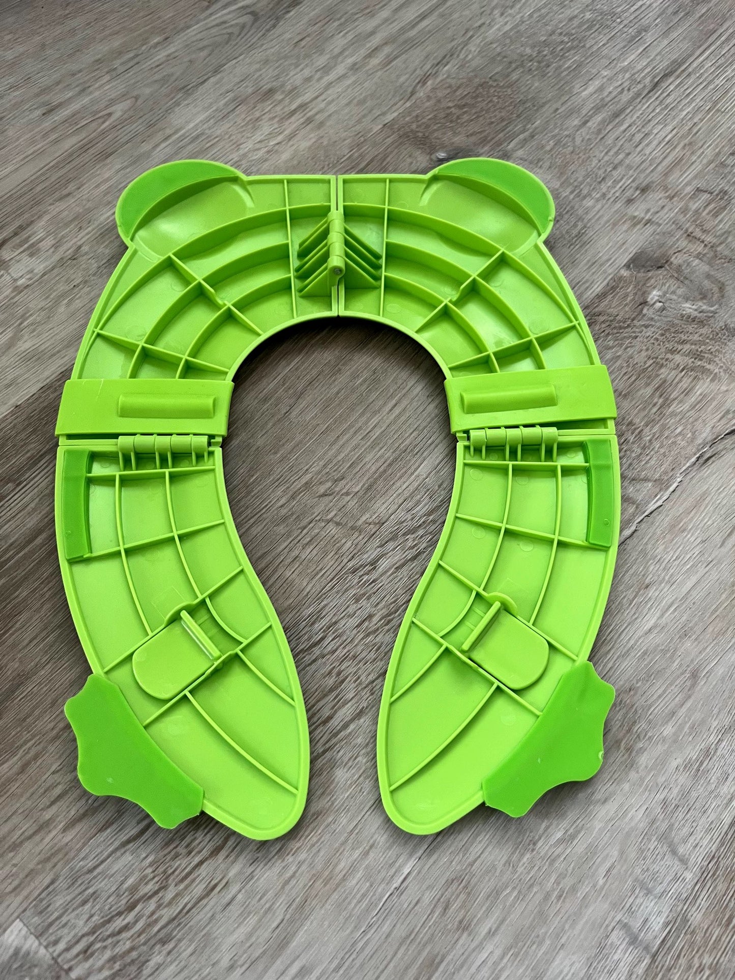 PandaEar Folding Travel Toilet Seat Cover for Children and Potty Training