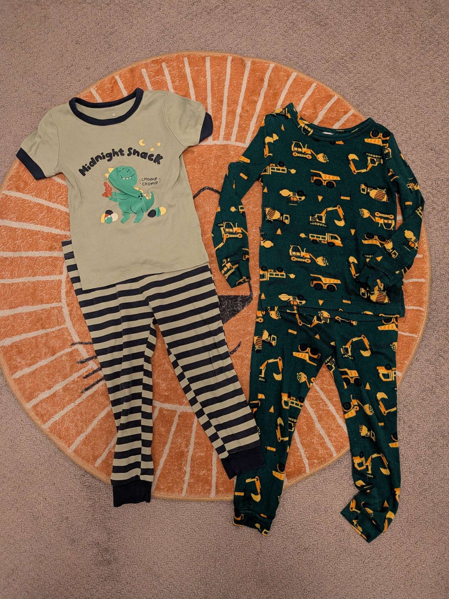 3T pajamas