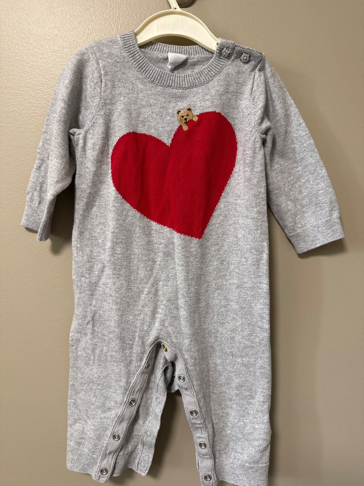 Baby Gap grey knit romper , Kids 9 Month (6-9M)