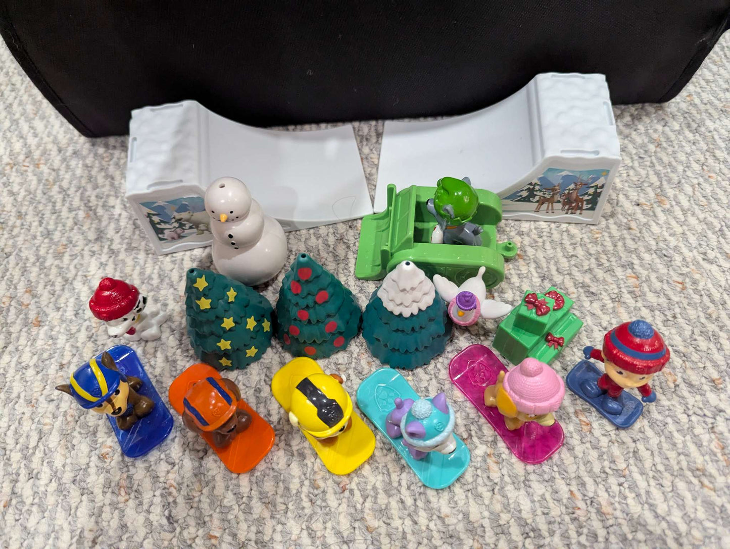Paw Patrol Lot 3 - Snowboarding Pups