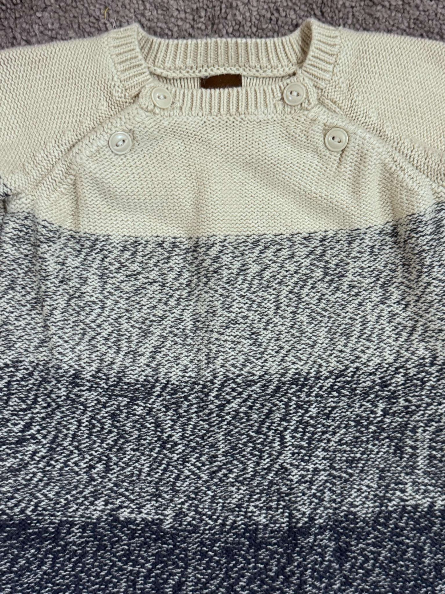 Beautiful Knit Onesie, Kids 6 Month (3-6M)