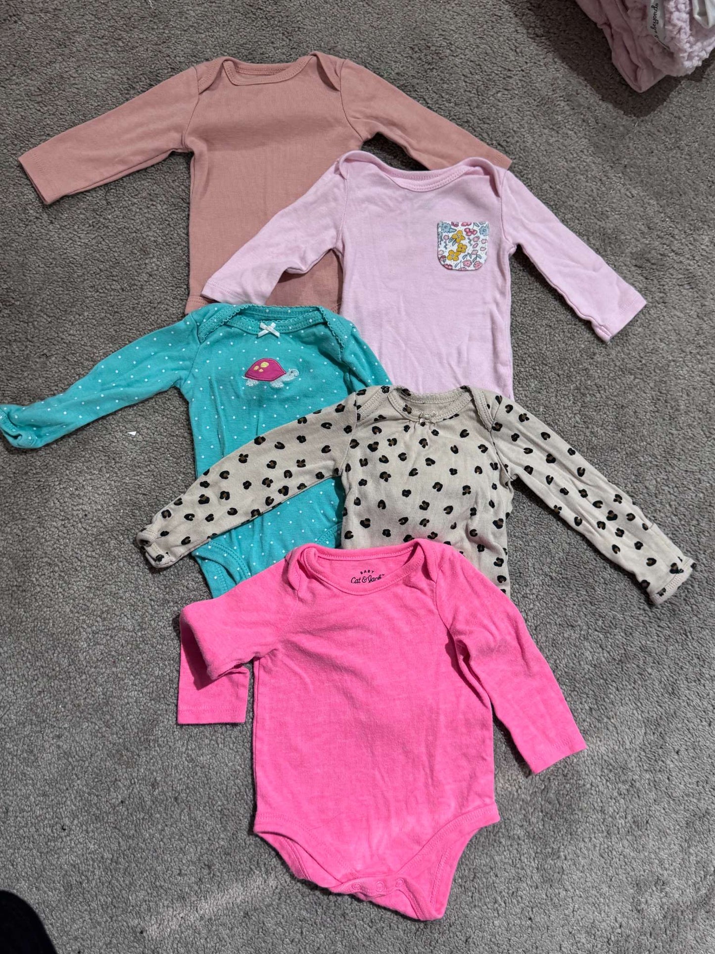 Bundle of 5 Long-Sleeved Newborn Onesies, Kids Newborn
