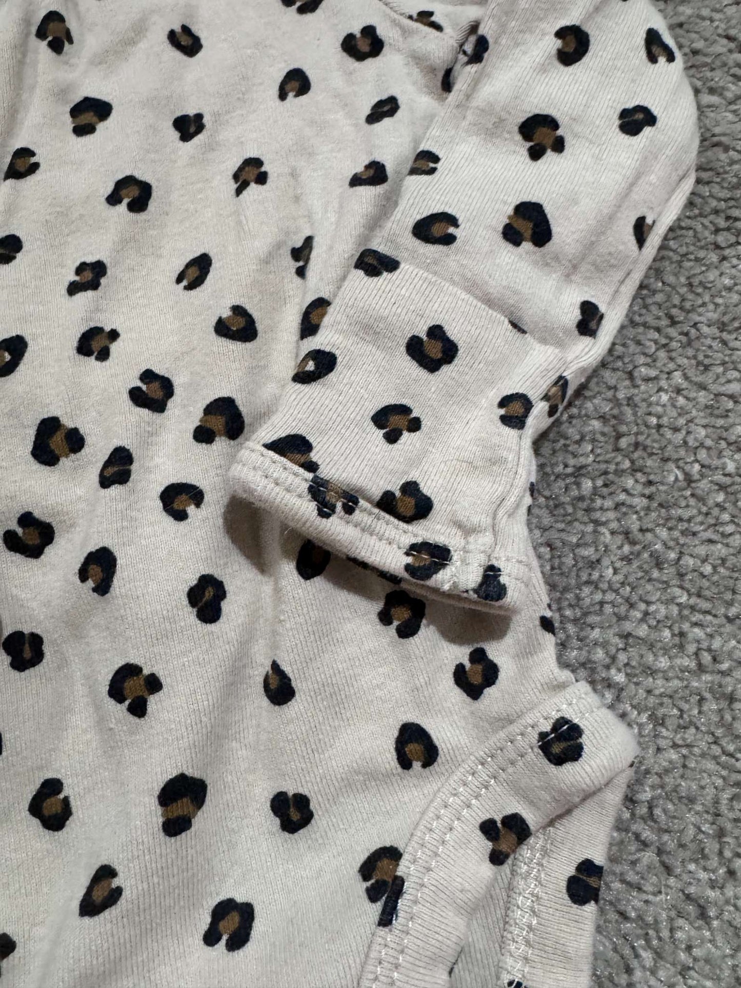 Bundle of 5 Long-Sleeved Newborn Onesies, Kids Newborn