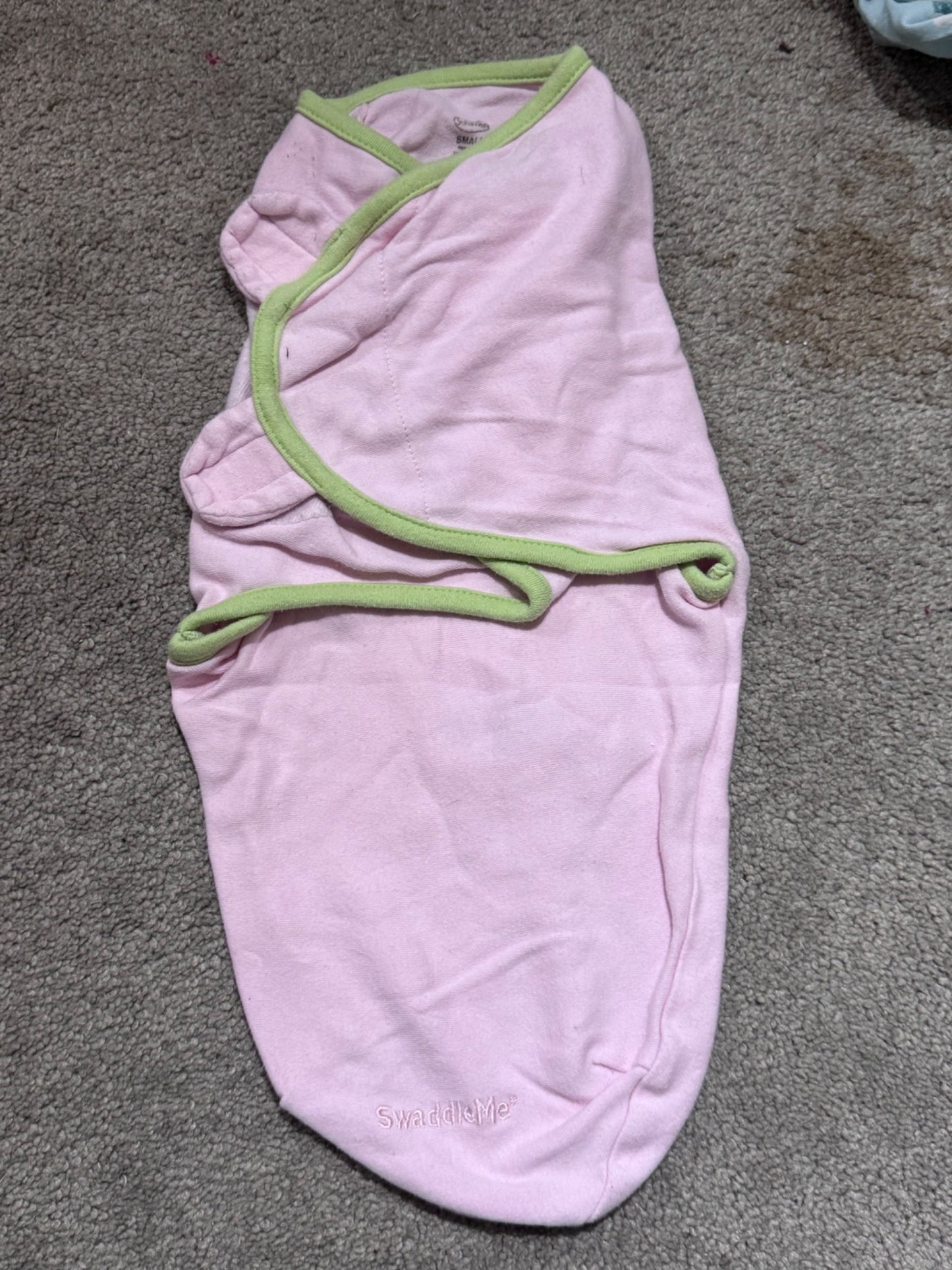 Set of 3 swaddles , 0-3 Months (Newborn)