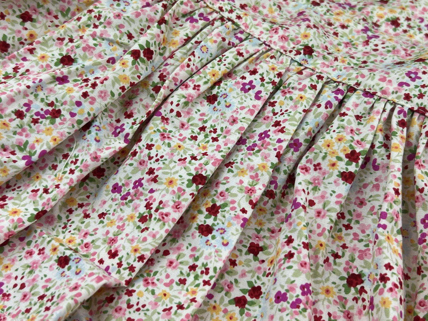 Brand new Nest and Nurture pink floral Rosie ruffled pinafore, 6-12m, Kids 12 Month (9-12M)