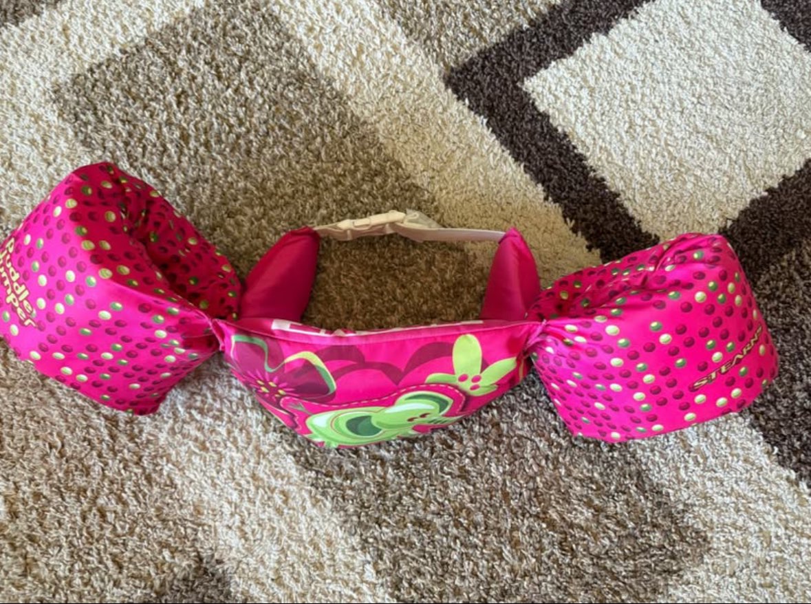 Swim floatie
