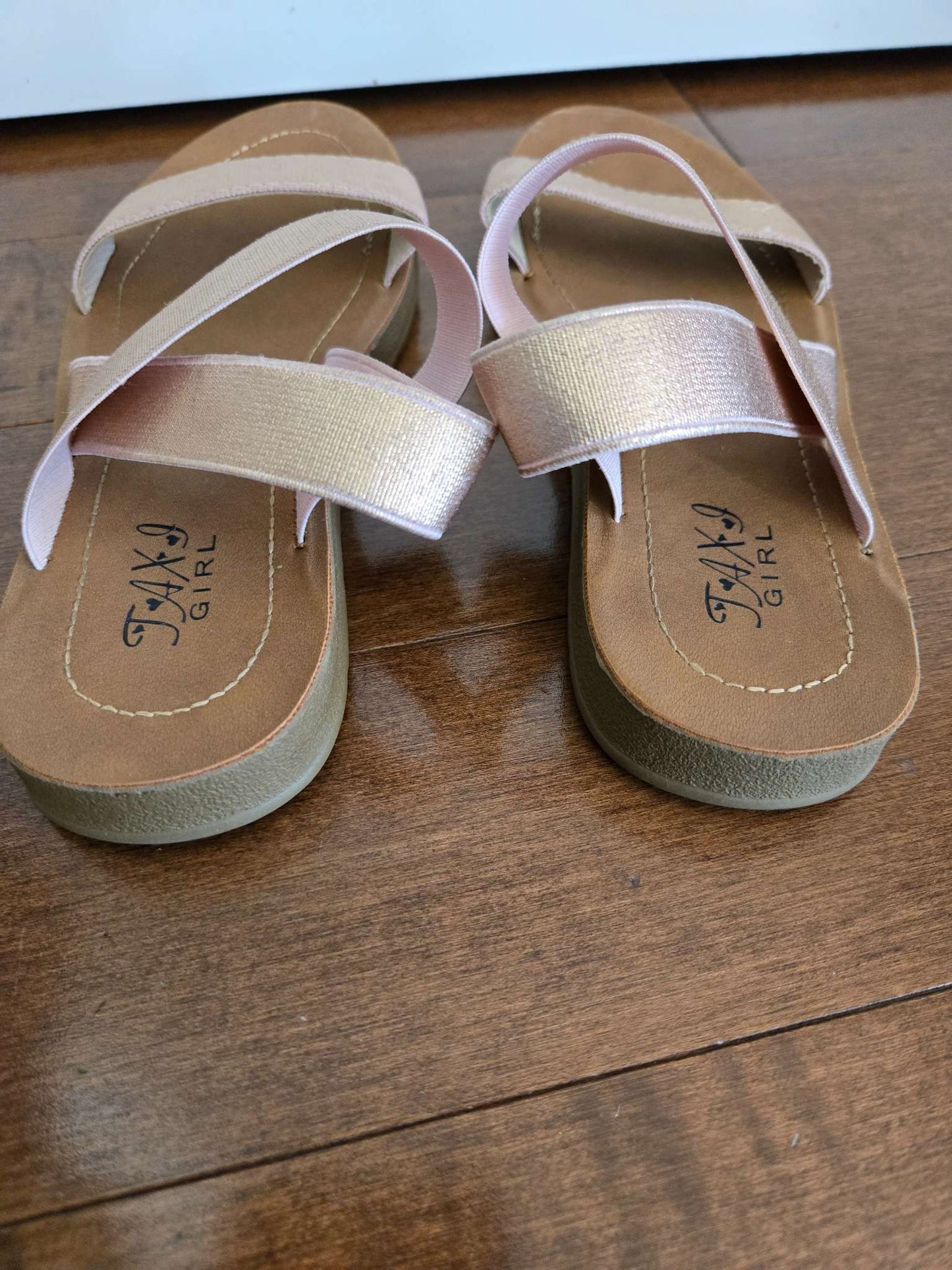 Taxi Girl "Shiloh-01" sandals in metallic rose gold size 1M, Shoes 1 (Kids:4-8yr)
