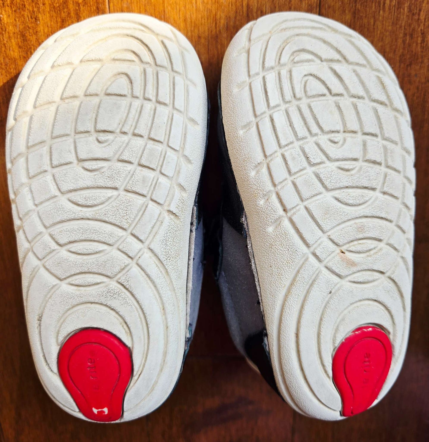 Stride Rite "Barnes" toddler boy sneakers, Shoes 6 (Walkers:12-24 mth)