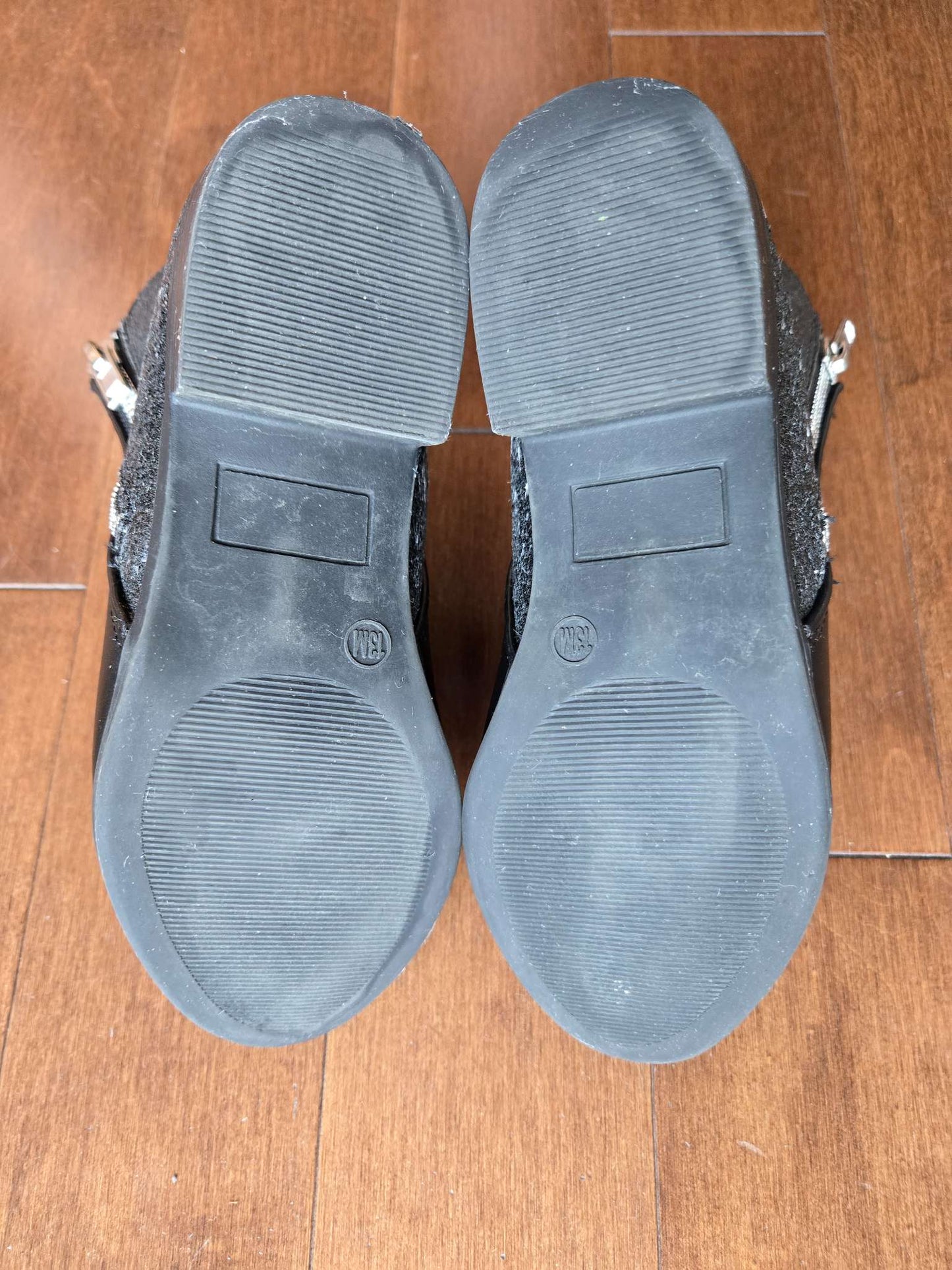 Kelly and Katie "Ramona" girls' ankle boots (size 13M), Shoes 13 (Kids:4-8yr)