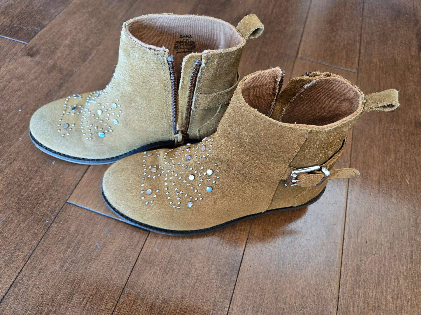 Zara girls' brown tan suede side zip ankle boots, Shoes 11.5 (Toddler:2-4yr)