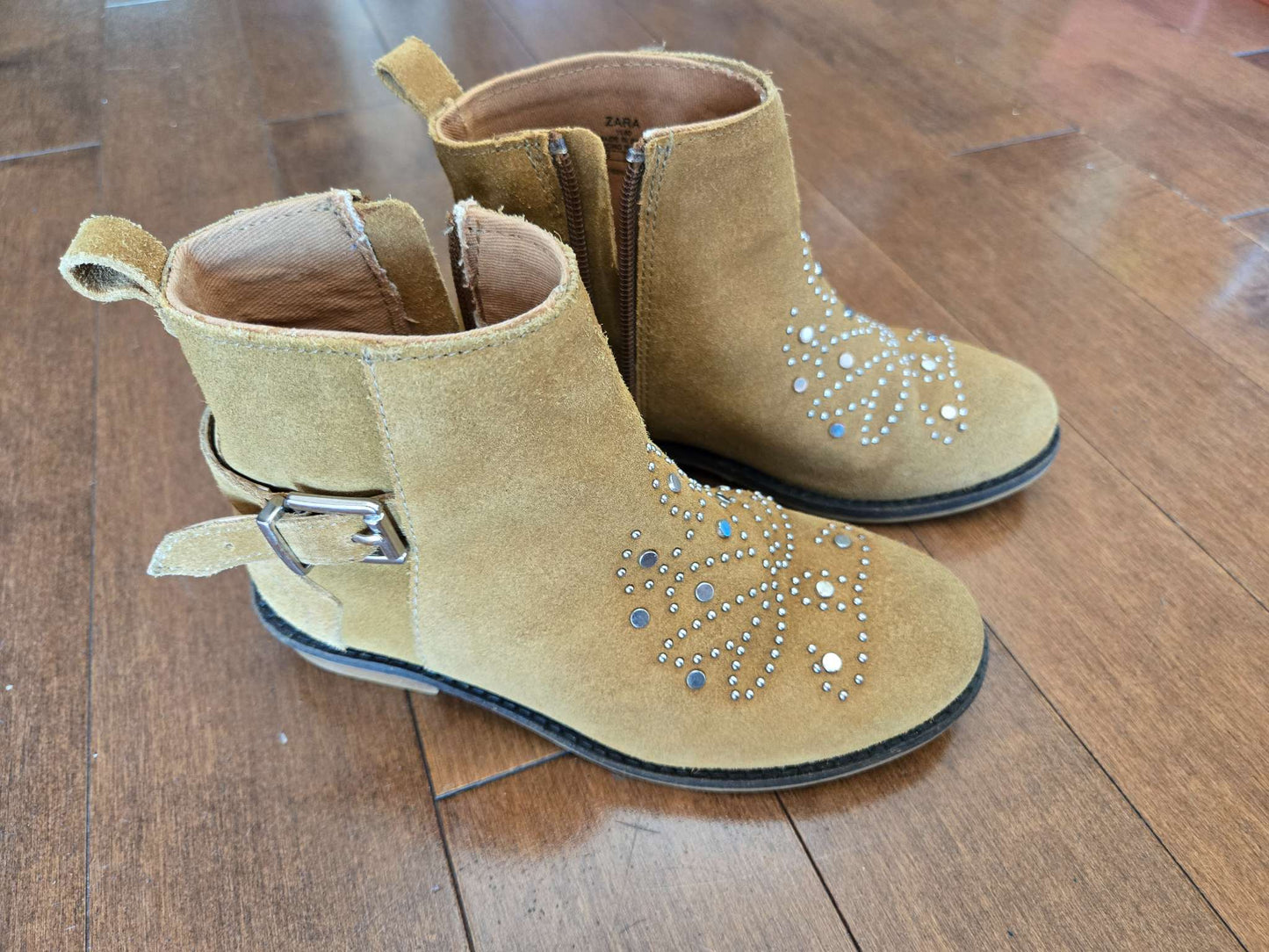Zara girls' brown tan suede side zip ankle boots, Shoes 11.5 (Toddler:2-4yr)