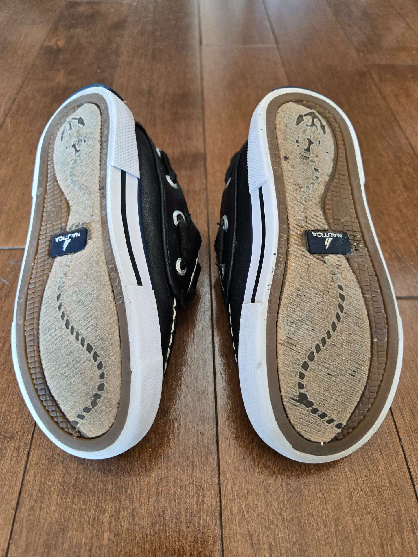 Nautica river boat shoes for toddler boys (toddler size 8), Shoes 8 (Toddler:2-4yr)