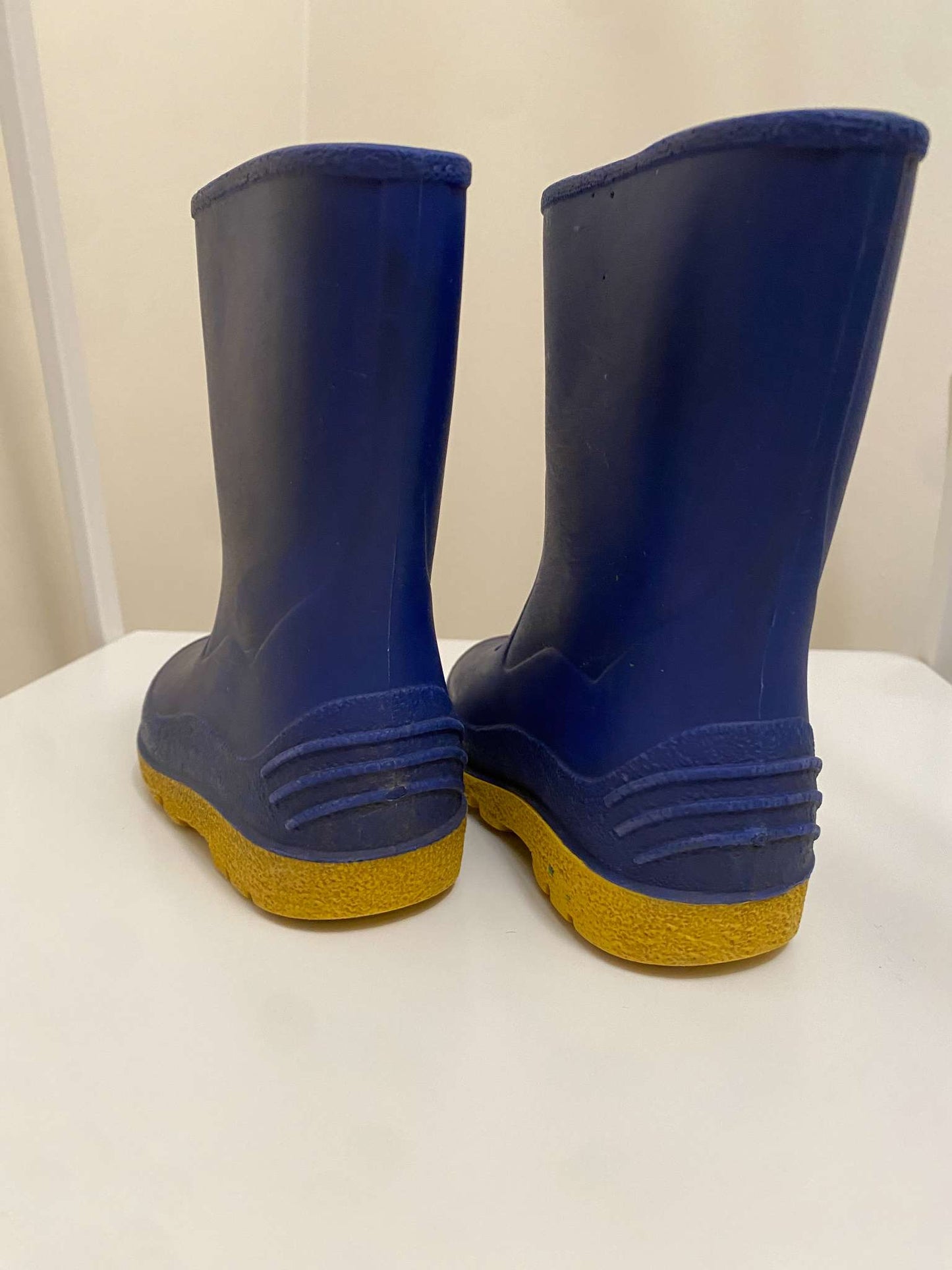Weather Spirits blue rain boots Sz 6 (MSRP $15), Shoes 6 (Walkers:12-24 mth)