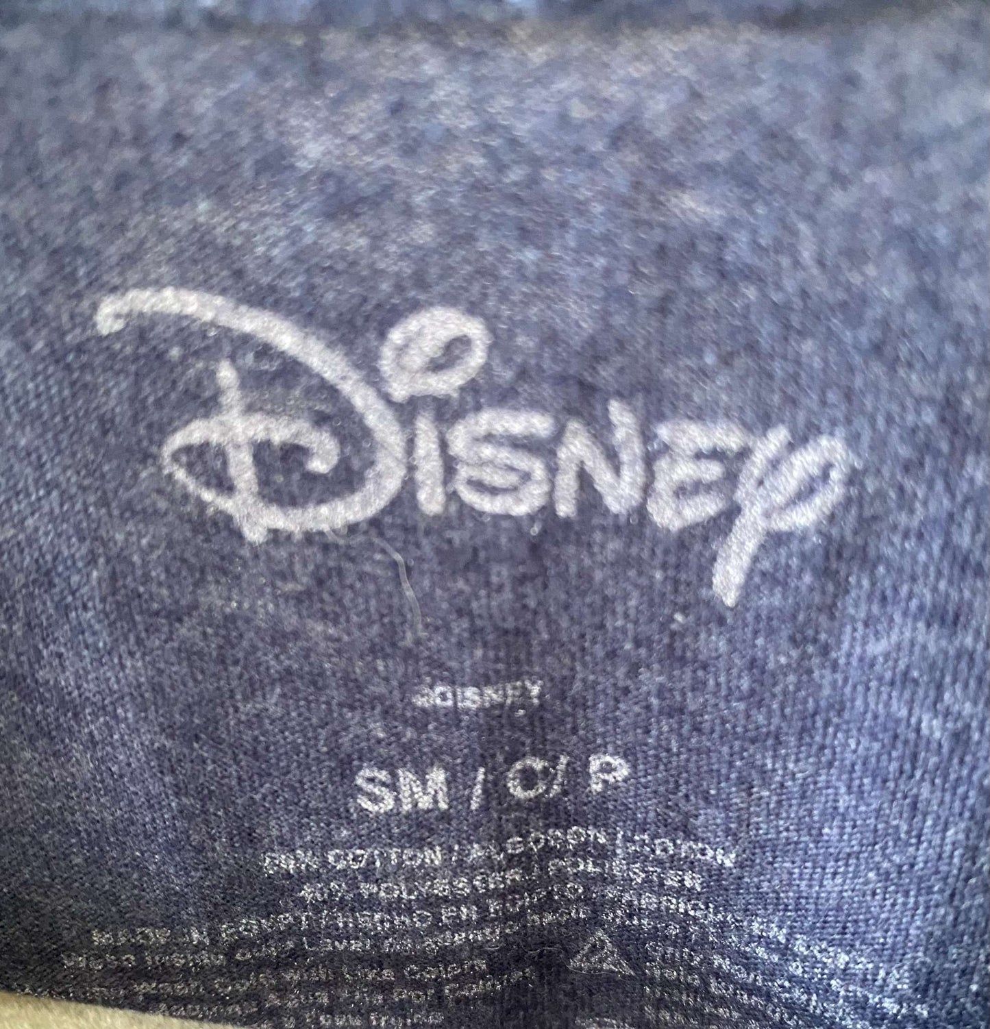 Distressed Disney characters tee Sz S, Kids 6/6X