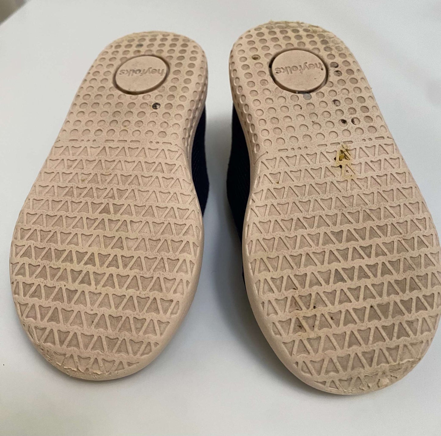 Heyfolks Voyager Slip Ons in Indigo 9-12M (MSRP $65), Shoes 4 (Baby: 0-12 mth)