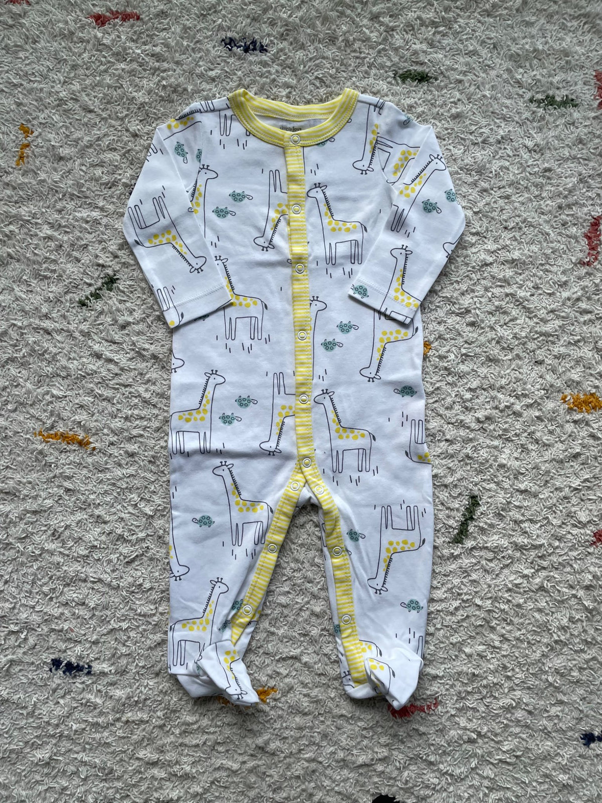 Carters NWOT 6-9m sleeper, Kids 9 Month (6-9M)