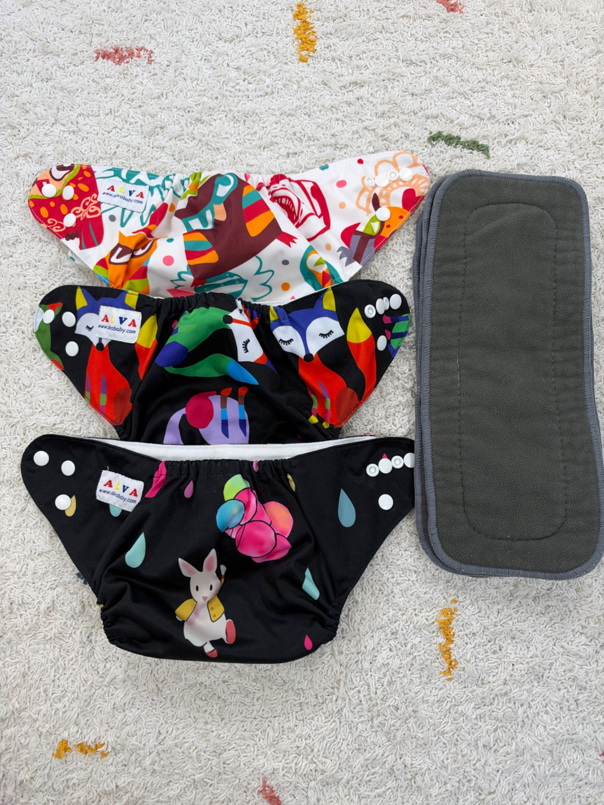 Alva cloth diapers with inserts