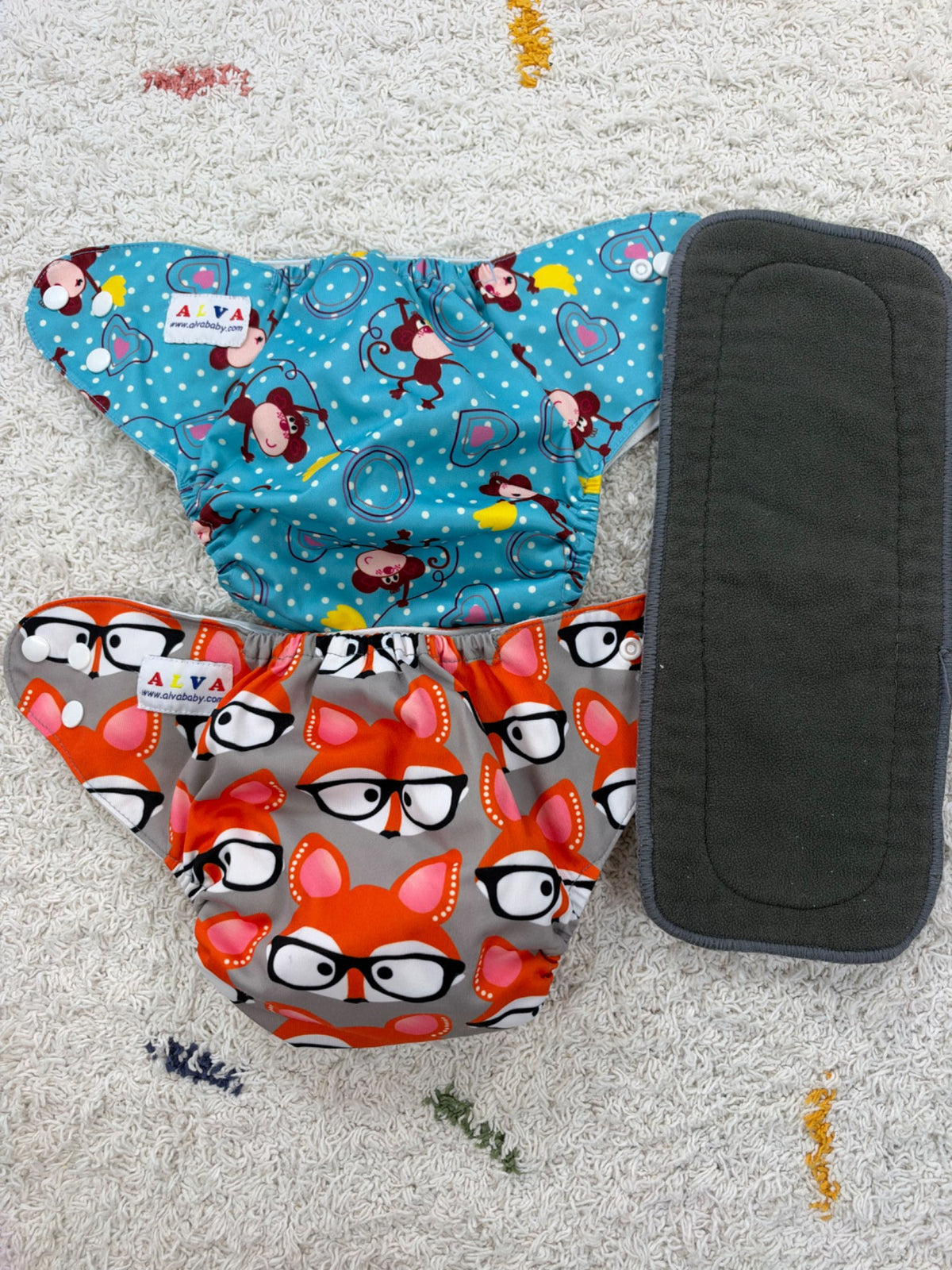 Alva cloth diapers with inserts