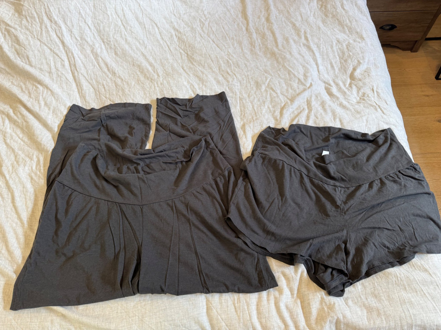 Maternity and nursing pajama set , Maternity XL (16-18)