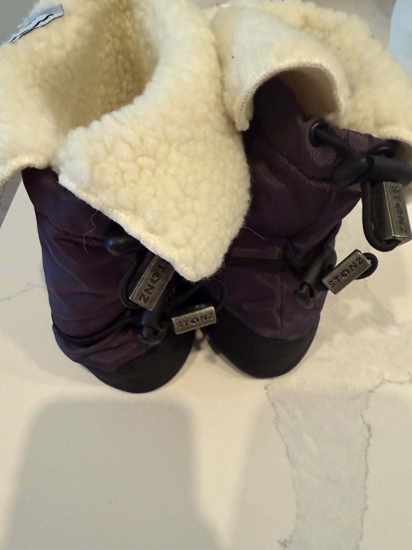 Stonz infant booties and liners, Shoes 3.5 (Baby: 0-12 mth)