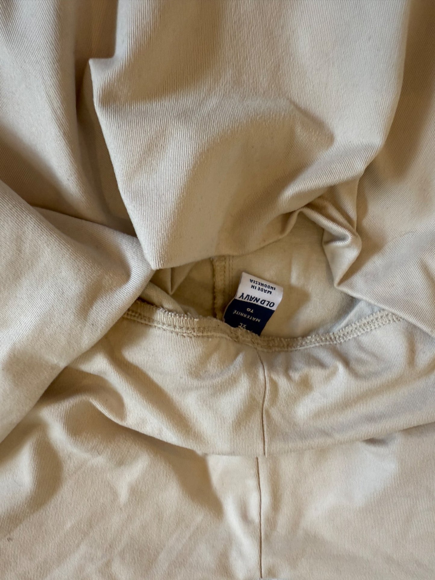 Old Navy Maternity Pants , Maternity XL (16-18)