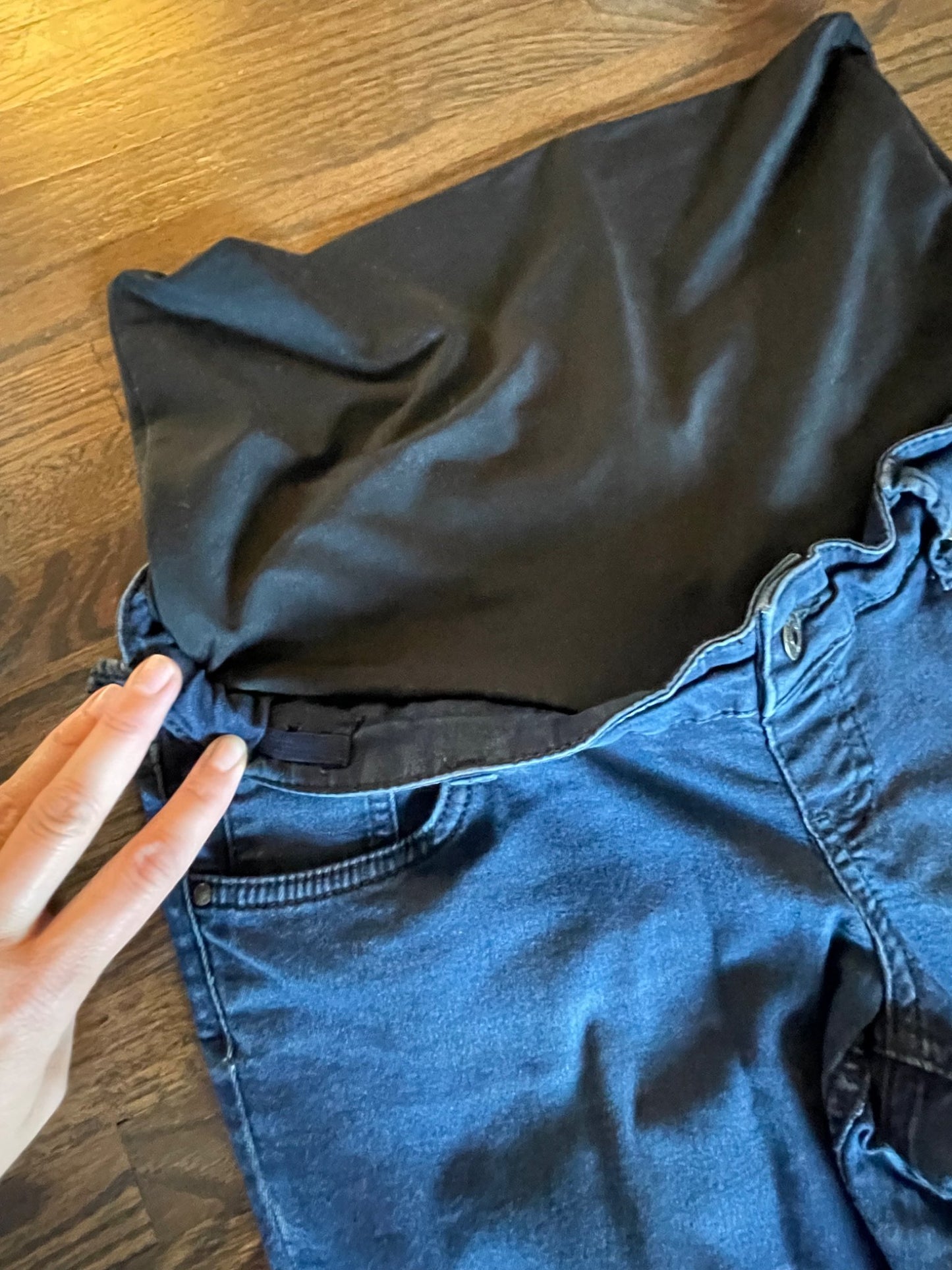 Queen Mum Maternity Jeans - Size 30, Maternity M (8-10)