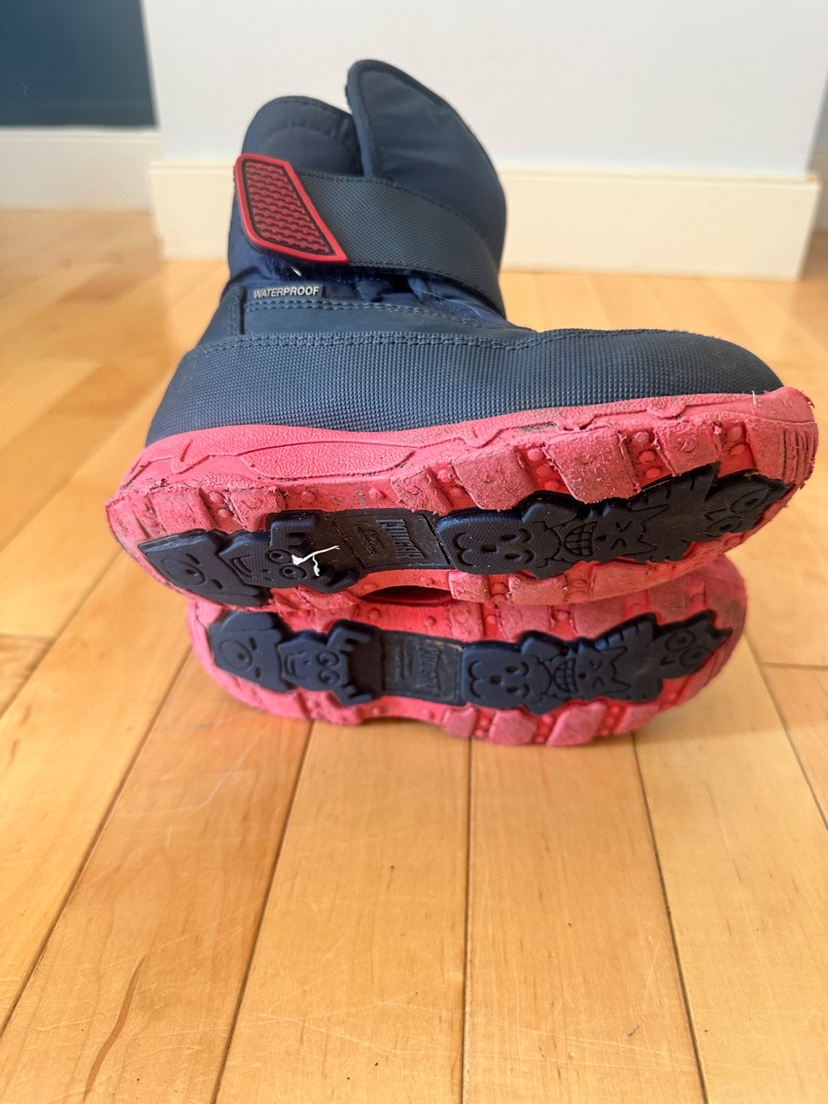Cougar Winter Boots - retails $85, Shoes 10 (Toddler:2-4yr)