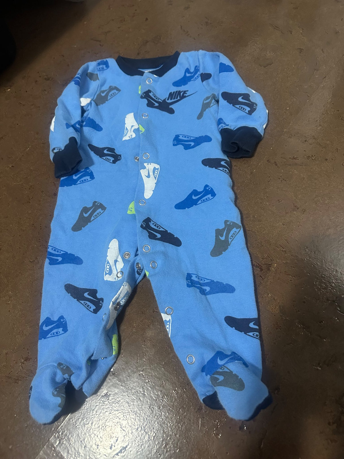 Nike Onesie. Retails $25, Kids 6 Month (3-6M)