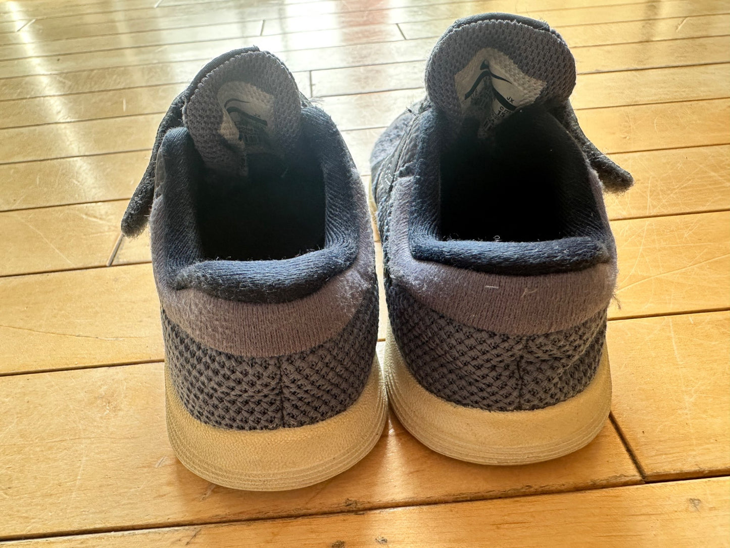 Nike Sneakers - 9C. Retails $50., Shoes 9 (Toddler:2-4yr)