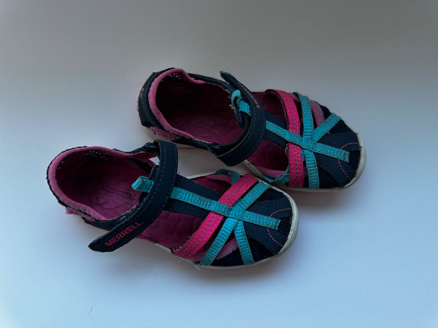 Kids merrel sandals size 11, Shoes 11.5 (Toddler:2-4yr)