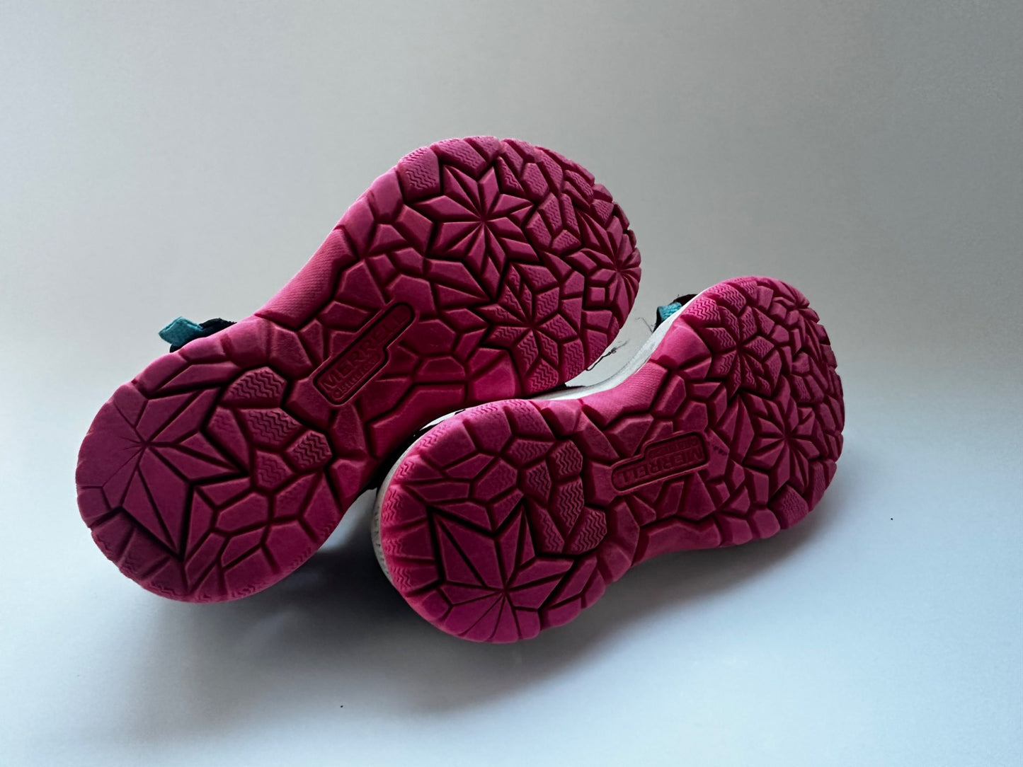 Kids merrel sandals size 11, Shoes 11.5 (Toddler:2-4yr)